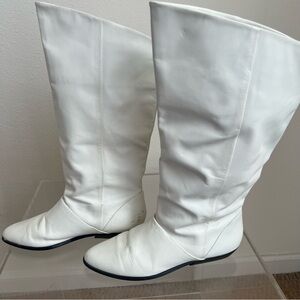 White knee high leather boots from Westies. Sz 10